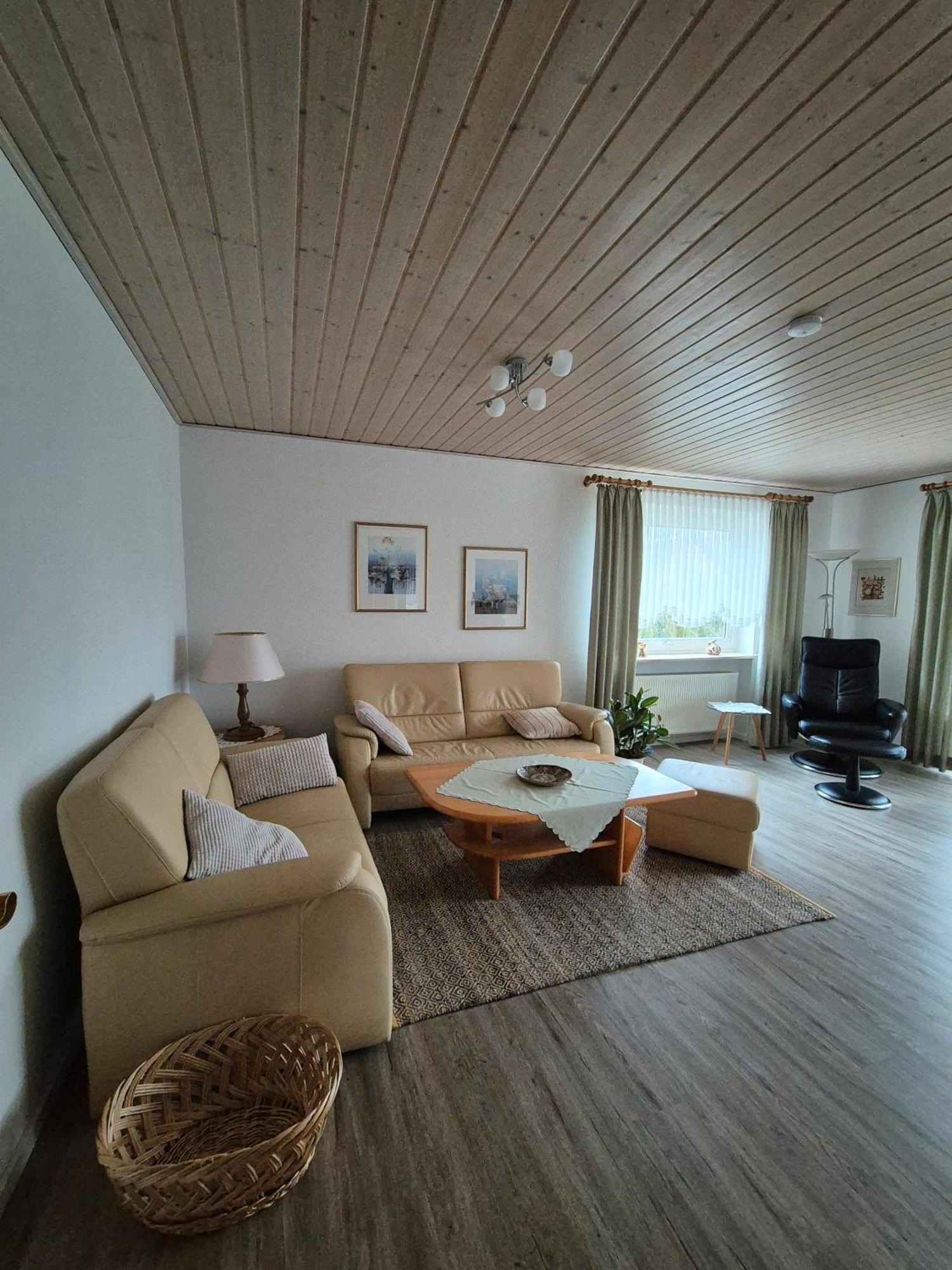 Ferienwohnung Mawitha Roth  Buitenkant foto